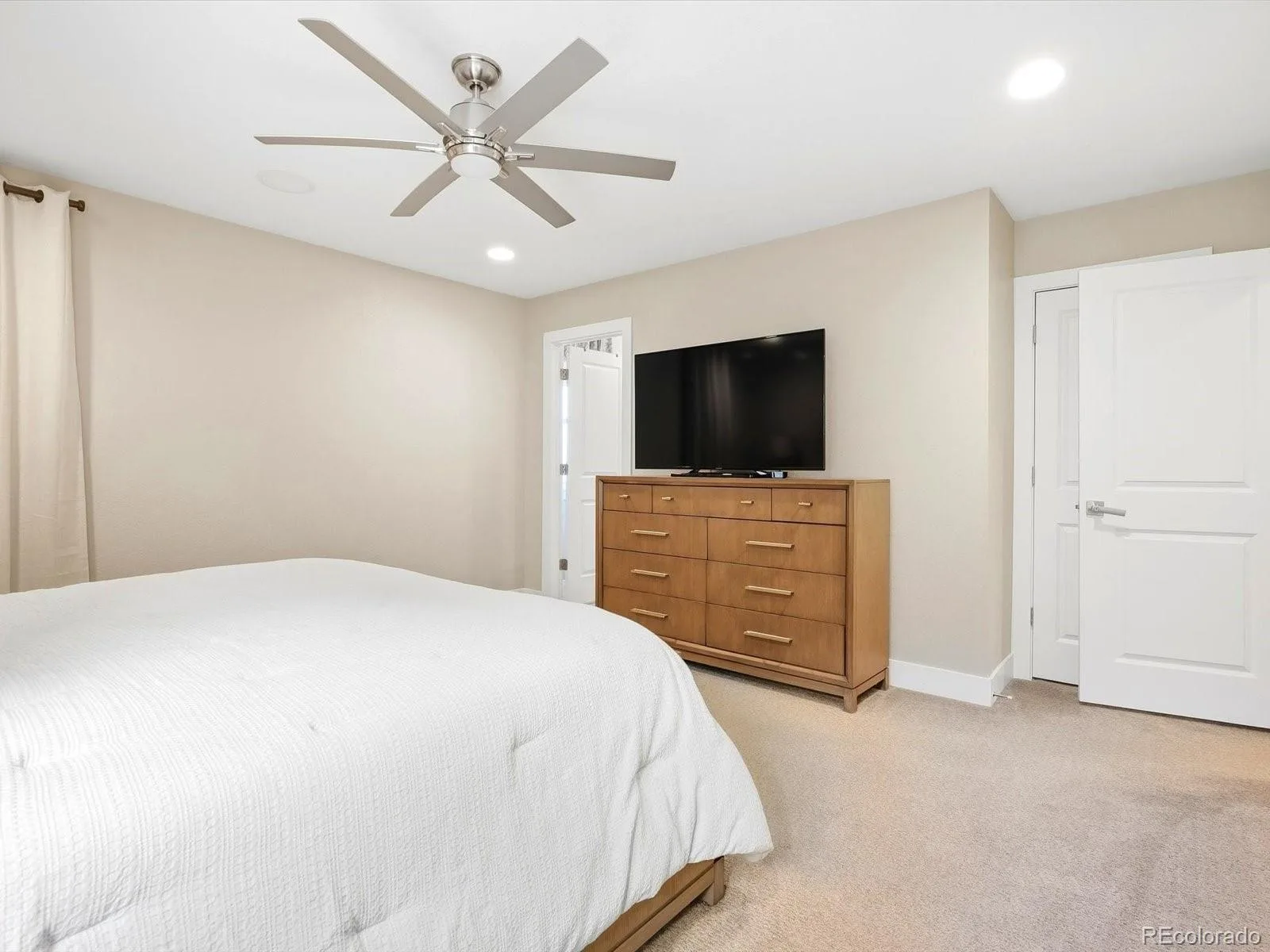 1509 S Dayton Street Denver CO 80247 | MLS #REC7153526 09212026191822 1600 41