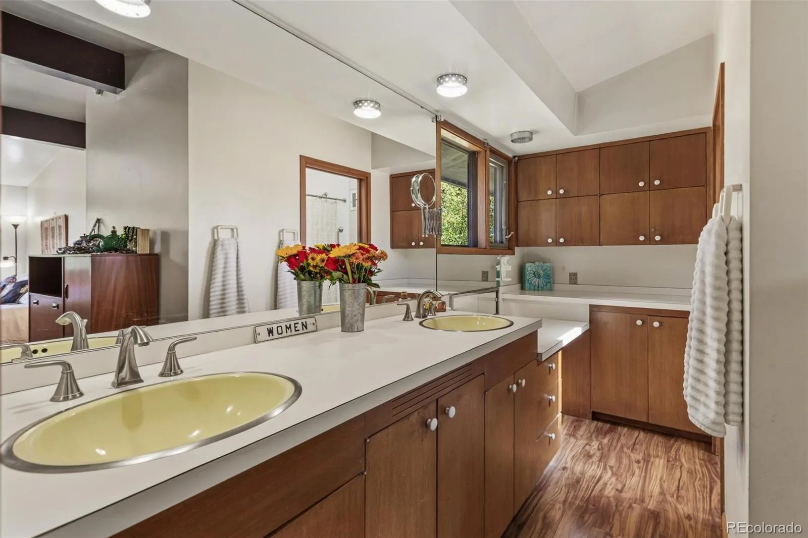 2040 N Raleigh Street Denver CO 80212 | MLS #REC7153577 09222026190119 1600 23
