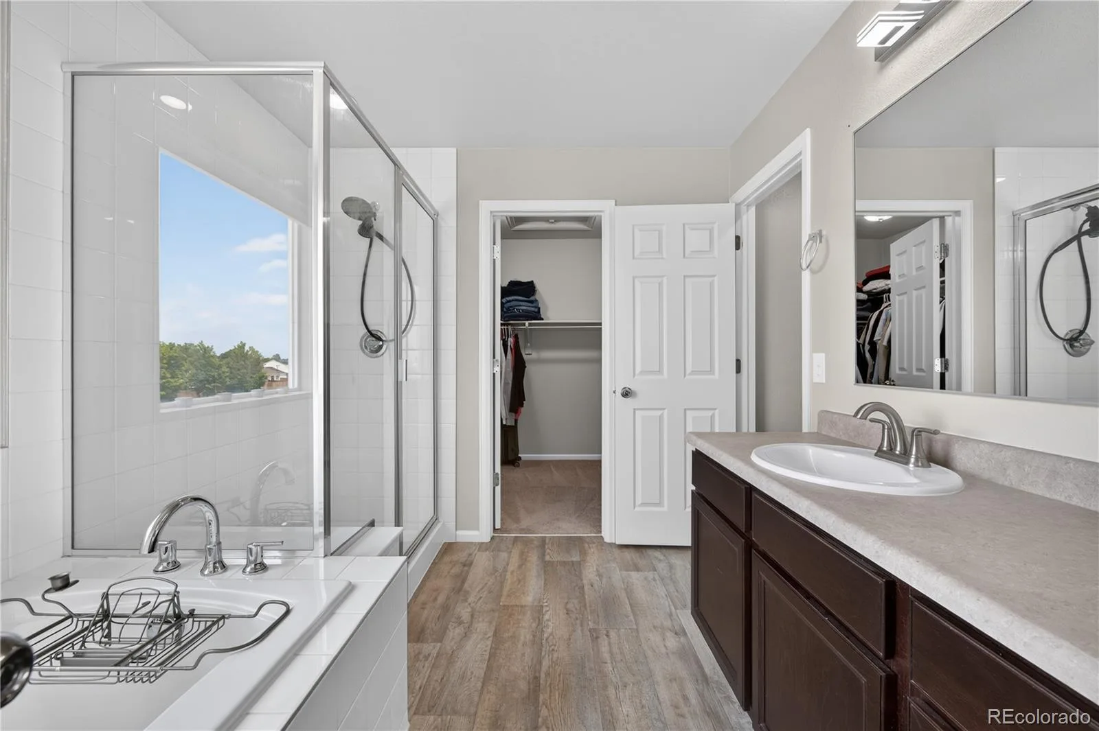 15803 E Warner Drive Denver CO 80239 | MLS #REC7157504 08212026160728 1600 16