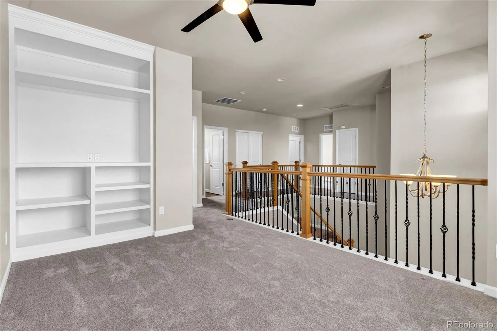 25748 E Calhoun Place Aurora CO 80016 MLS #REC7158545 05092026020641 1600 19