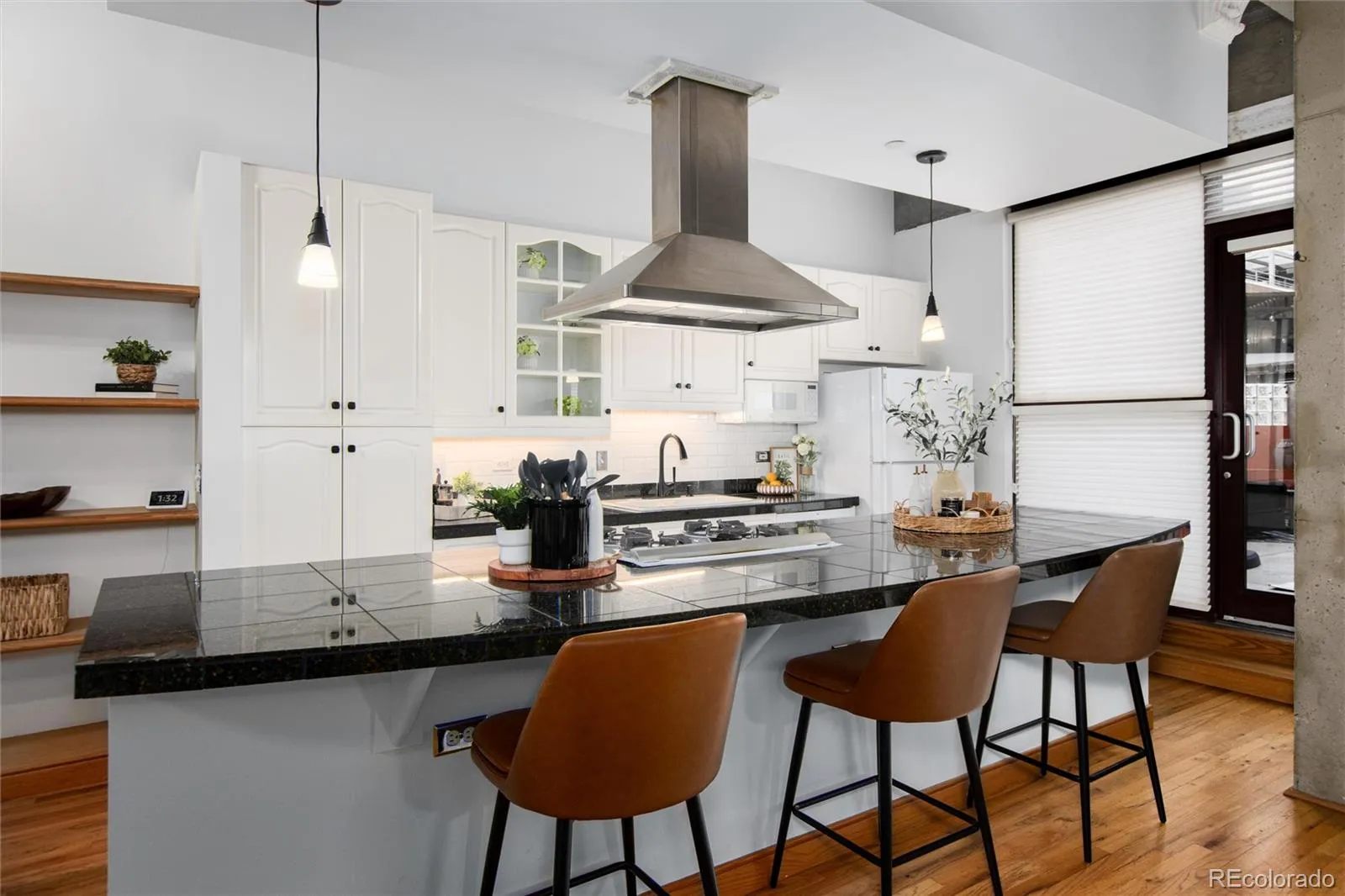 04212026193457 1600 12