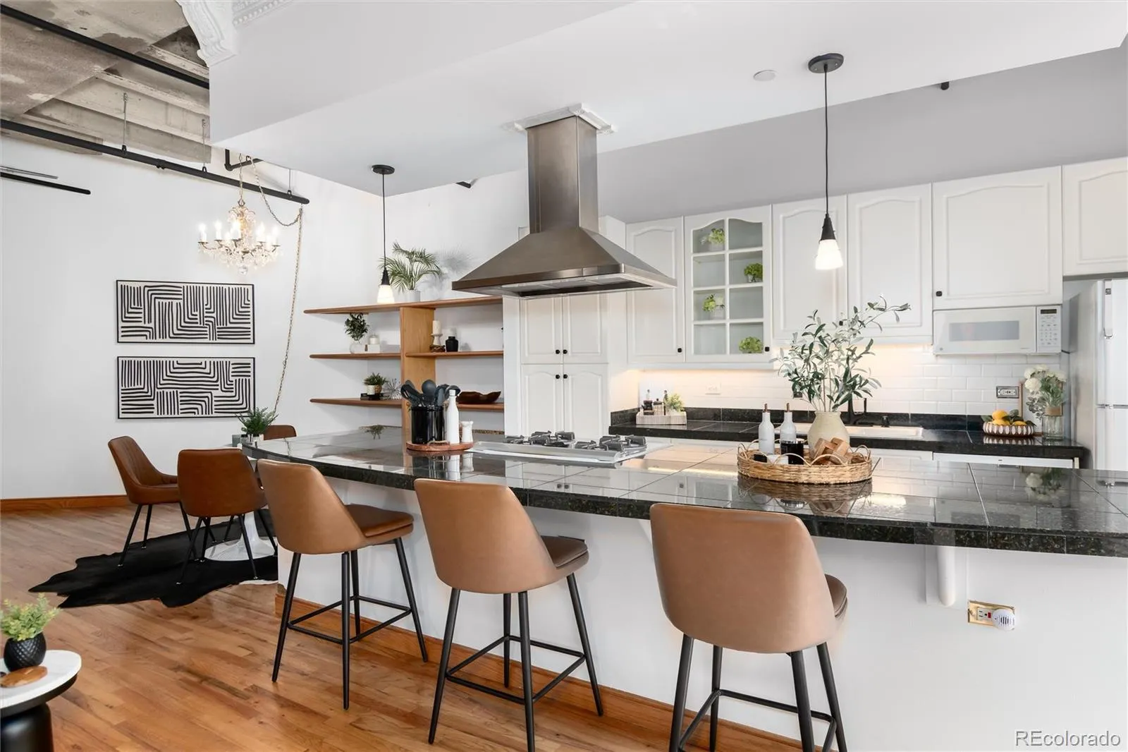 04212026193457 1600 13