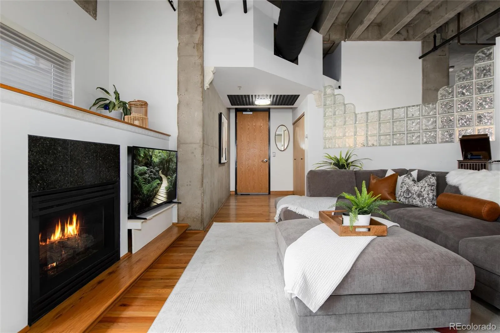 04212026193457 1600 6