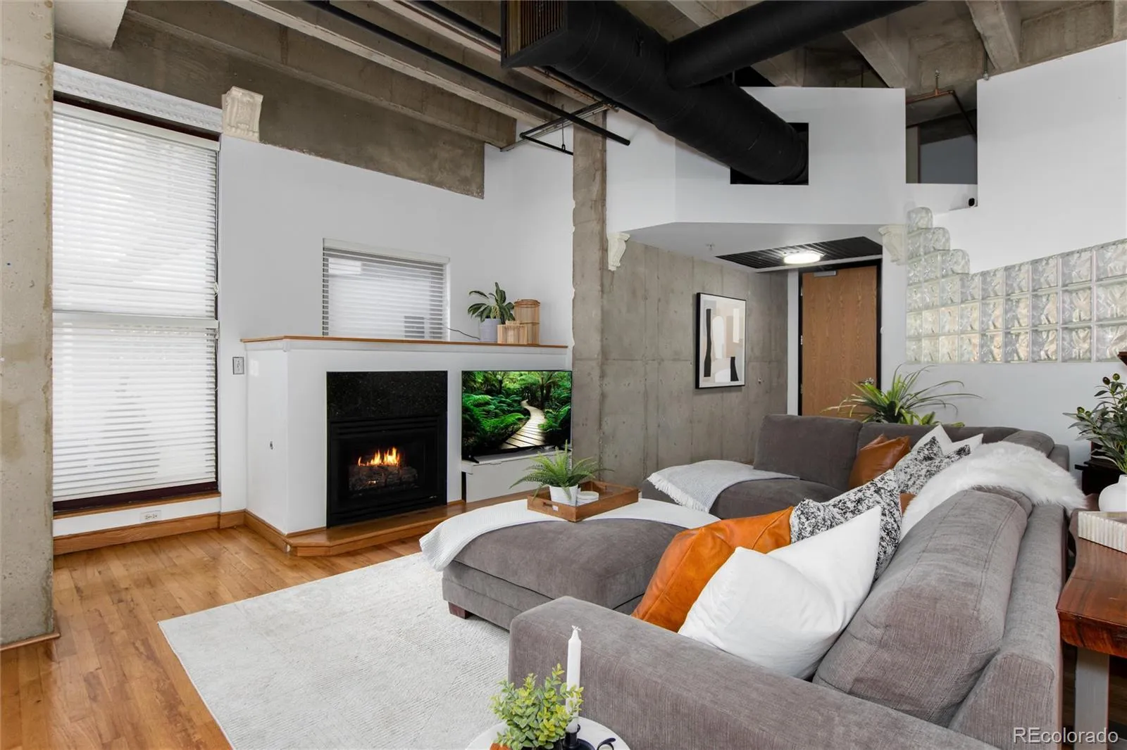 04212026193457 1600 7