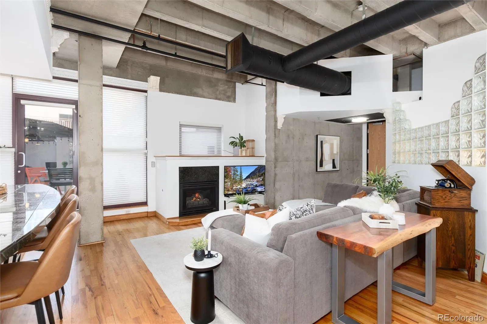 04212026193457 1600 9