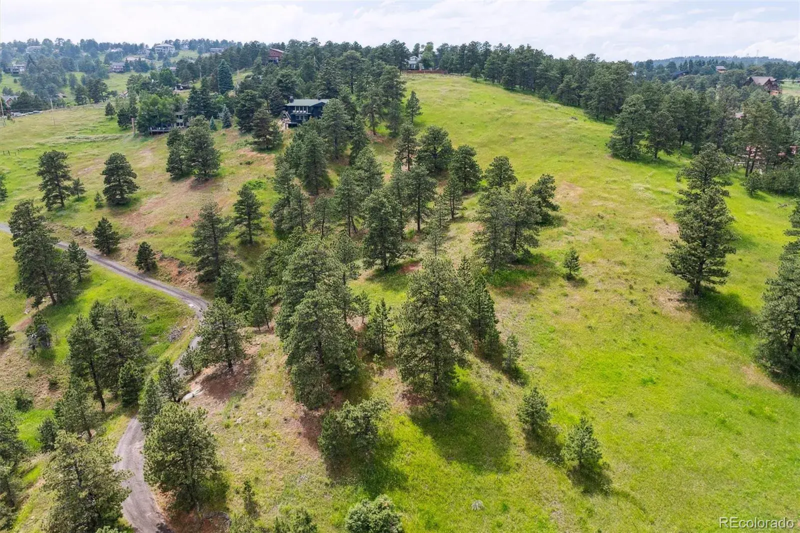 000 Parkview Avenue Golden CO 80401 | MLS #REC7158737 07012025193334 1600 2