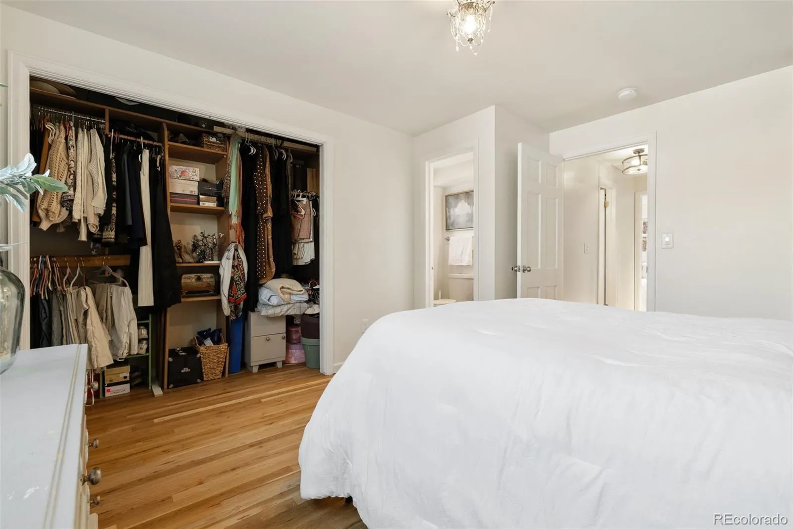 04082026195603 1600 18