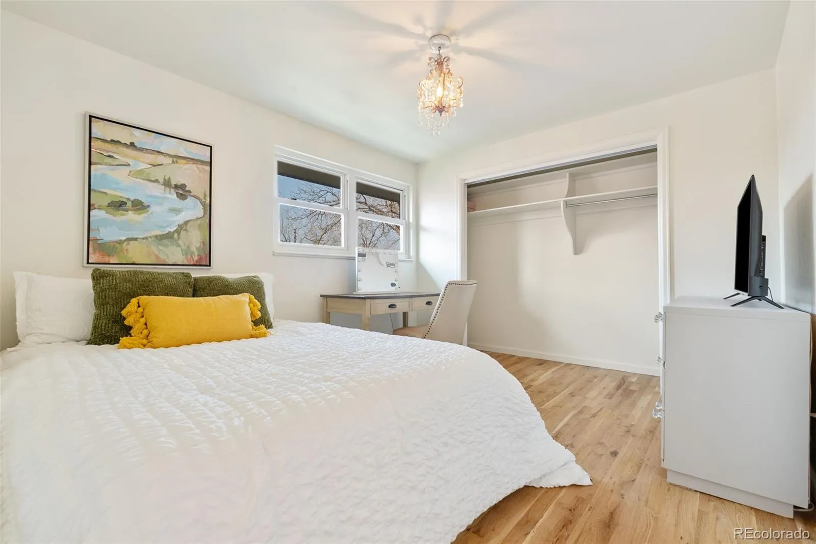 04082026195603 1600 20