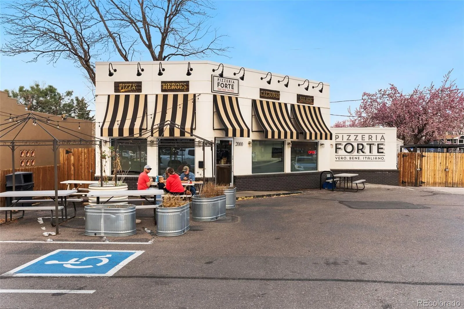 04082026195603 1600 38