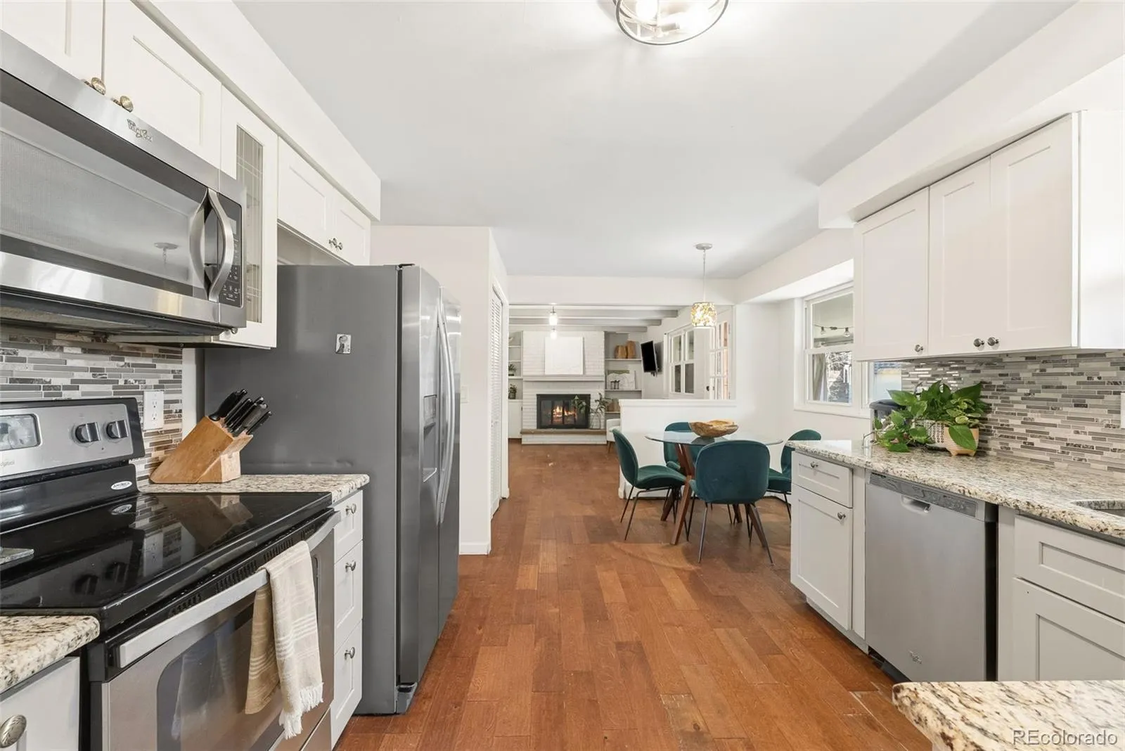 04082026195603 1600 9