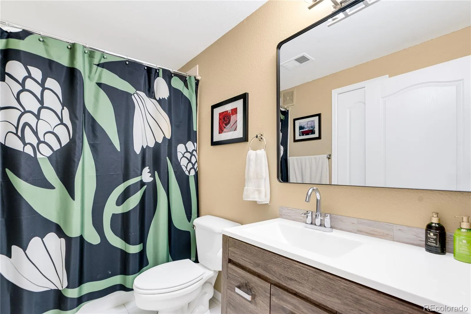 04032026232929 1600 15