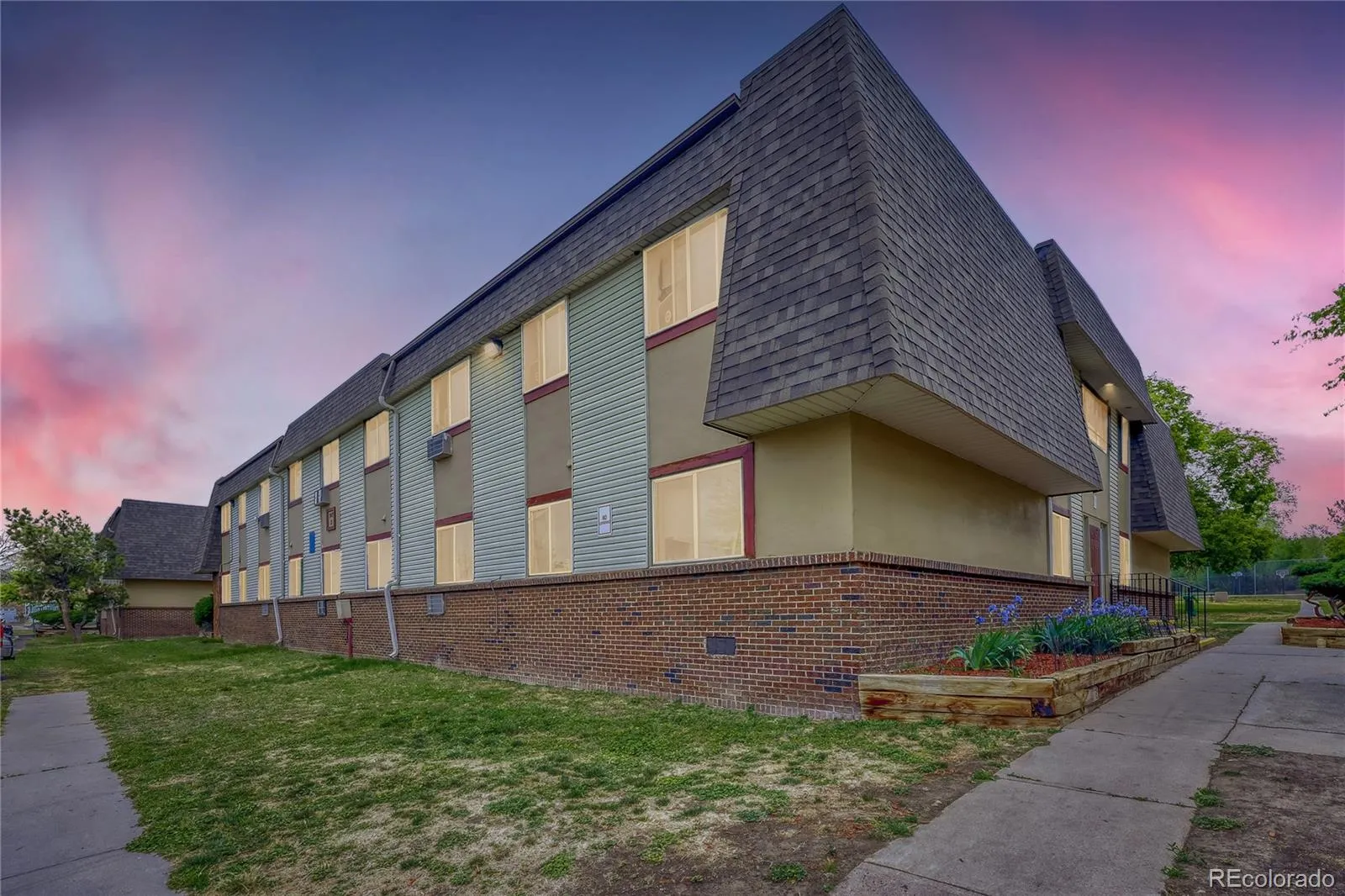 747 W 96th Avenue #2 Thornton CO 80260 MLS #REC7169373 05072026021758 1600 0