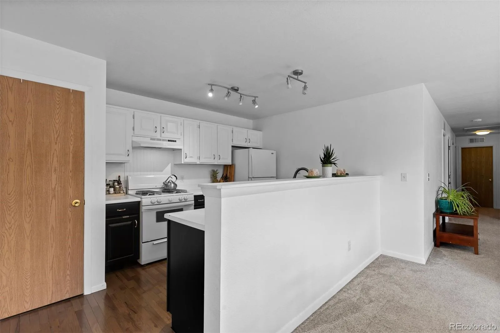 23317 E Saratoga Circle Aurora CO 80016 | MLS #REC7171159 06302026220326 1600 11