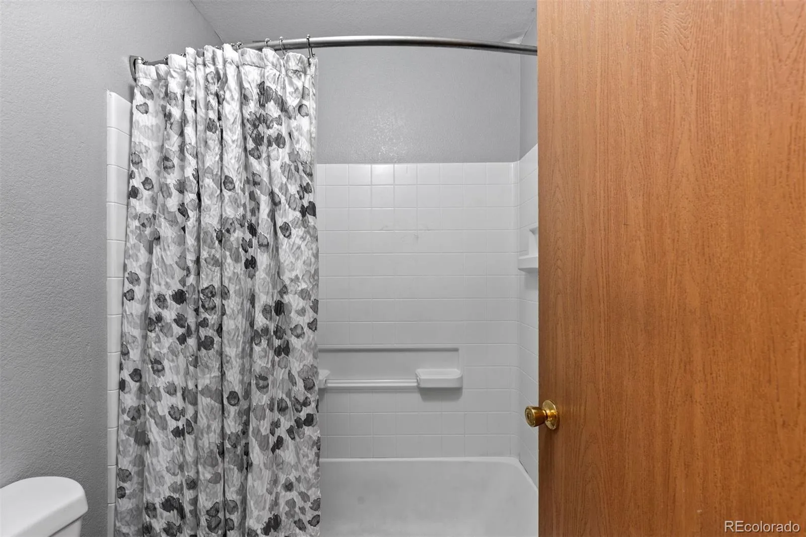 23317 E Saratoga Circle Aurora CO 80016 | MLS #REC7171159 06302026220326 1600 20