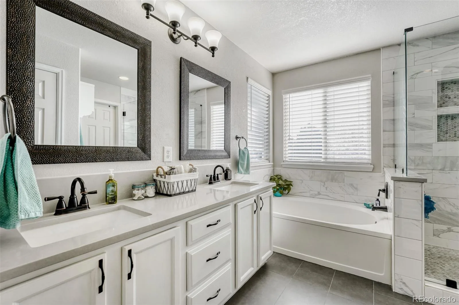 6086 S Ukraine Street Aurora CO 80015 MLS #REC7171794 06182026125044 1600 20