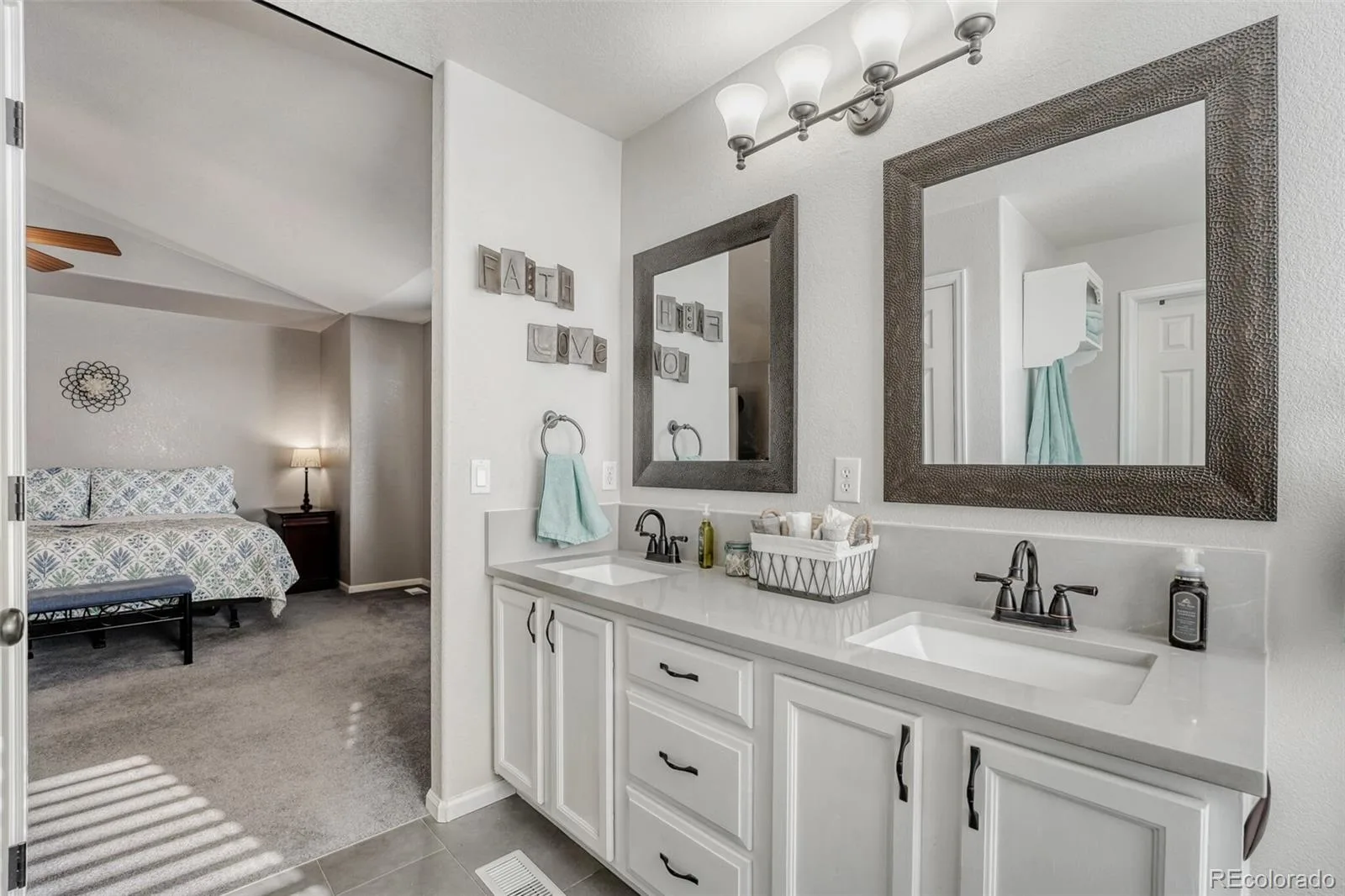 6086 S Ukraine Street Aurora CO 80015 MLS #REC7171794 06182026125044 1600 21