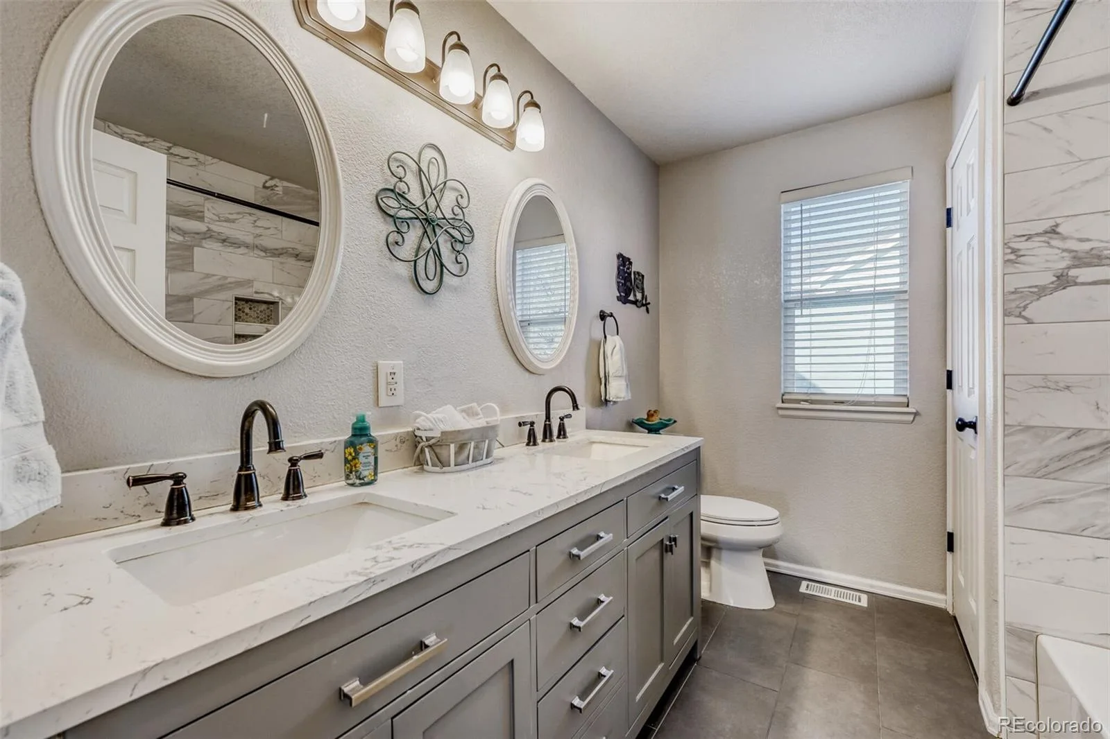 6086 S Ukraine Street Aurora CO 80015 MLS #REC7171794 06182026125044 1600 25