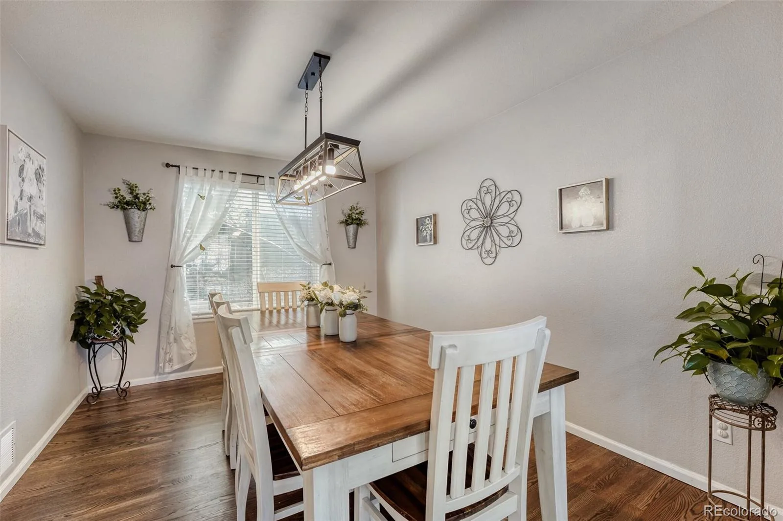6086 S Ukraine Street Aurora CO 80015 MLS #REC7171794 06182026125044 1600 8
