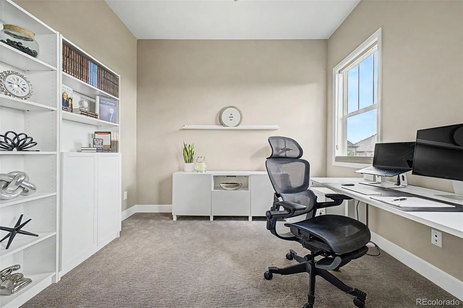 23701 E Calhoun Avenue Aurora CO 80016 MLS #REC7172593 06132026193559 1600 23