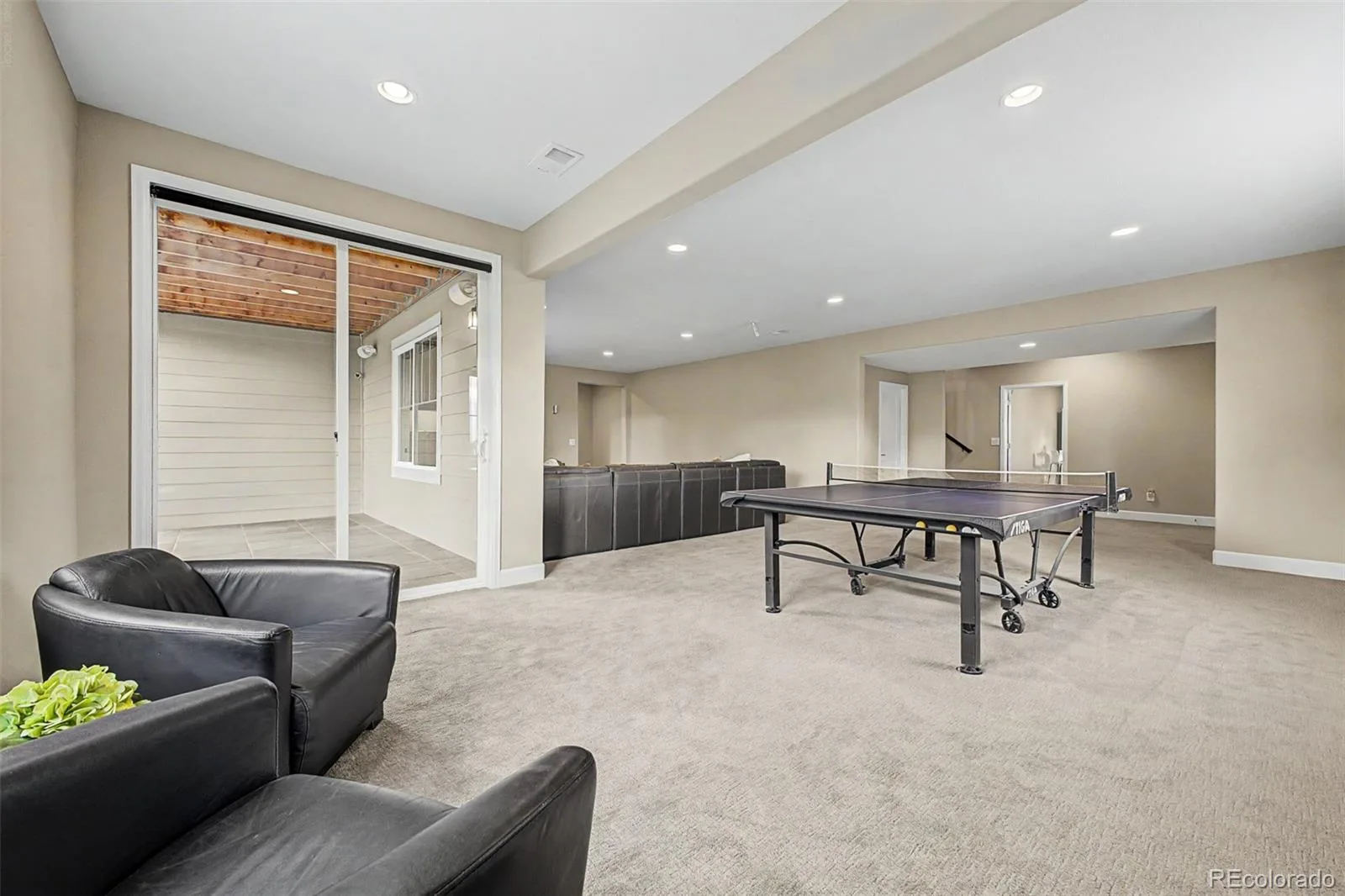 23701 E Calhoun Avenue Aurora CO 80016 MLS #REC7172593 06132026193559 1600 34