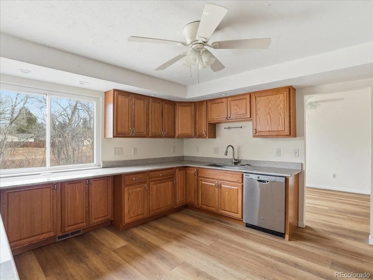 6218 S Cherry Circle Centennial CO 80121 MLS #REC7172775 05032026050640 1200 11