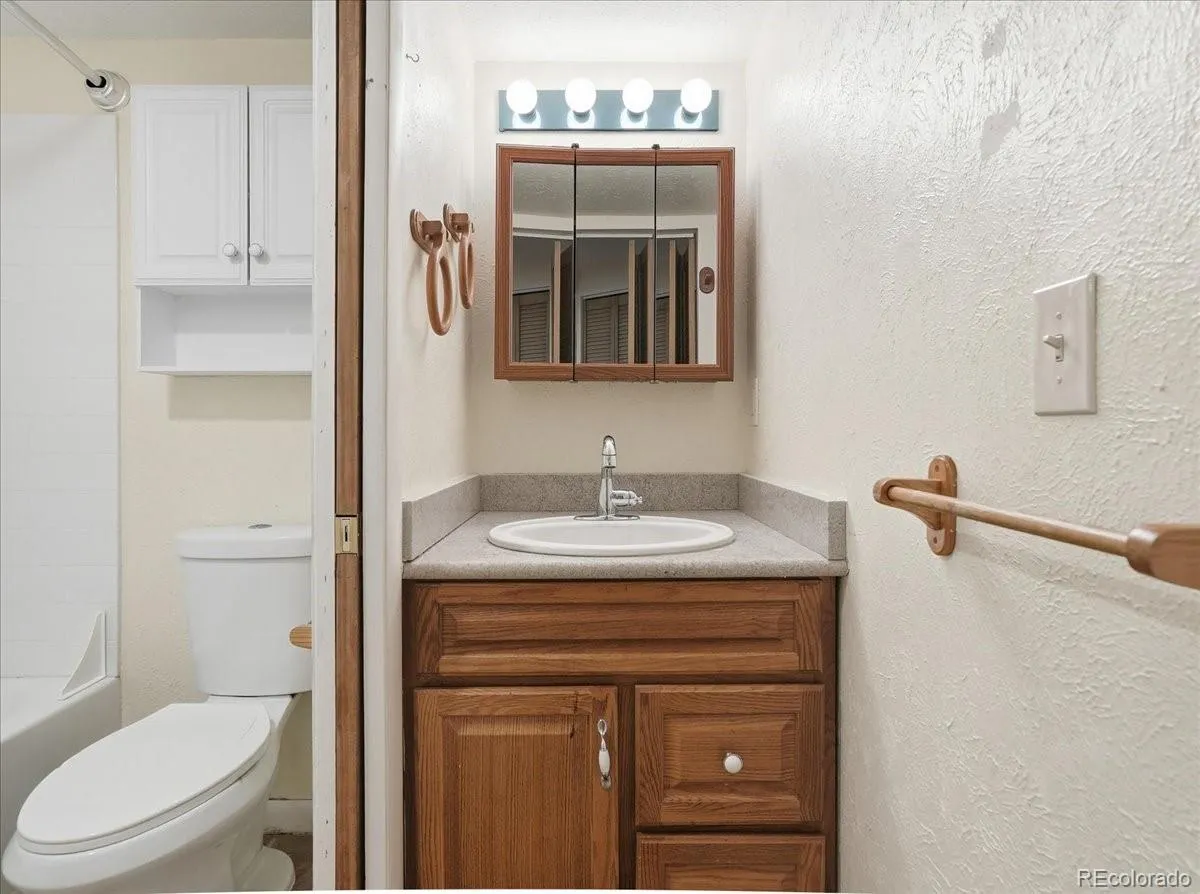 6218 S Cherry Circle Centennial CO 80121 MLS #REC7172775 05032026050640 1200 27