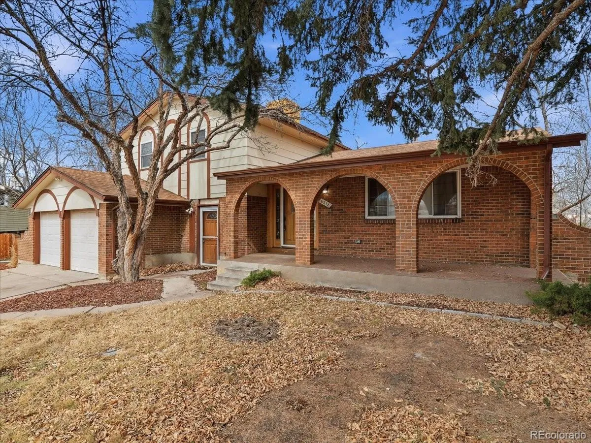 6218 S Cherry Circle Centennial CO 80121 MLS #REC7172775 05032026050640 1200 36