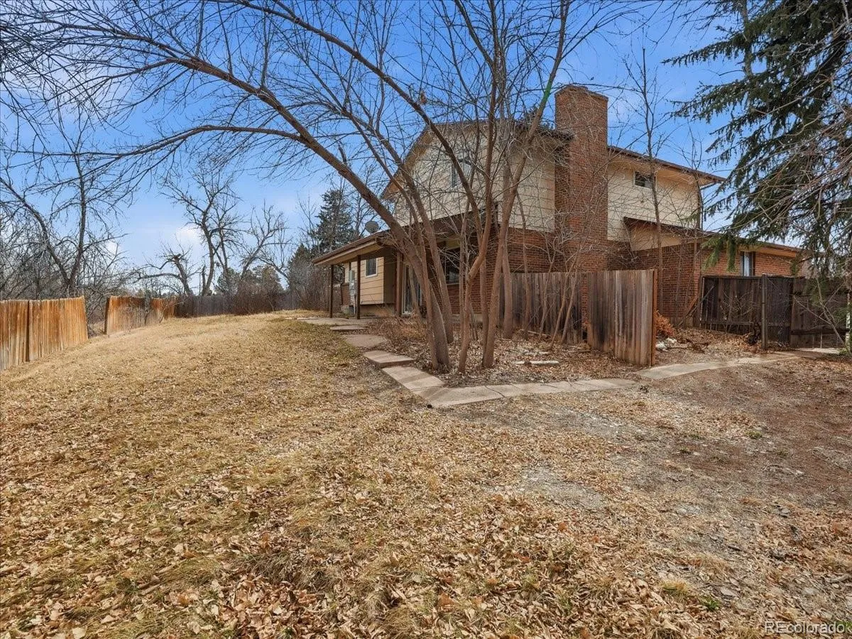 6218 S Cherry Circle Centennial CO 80121 MLS #REC7172775 05032026050640 1200 38