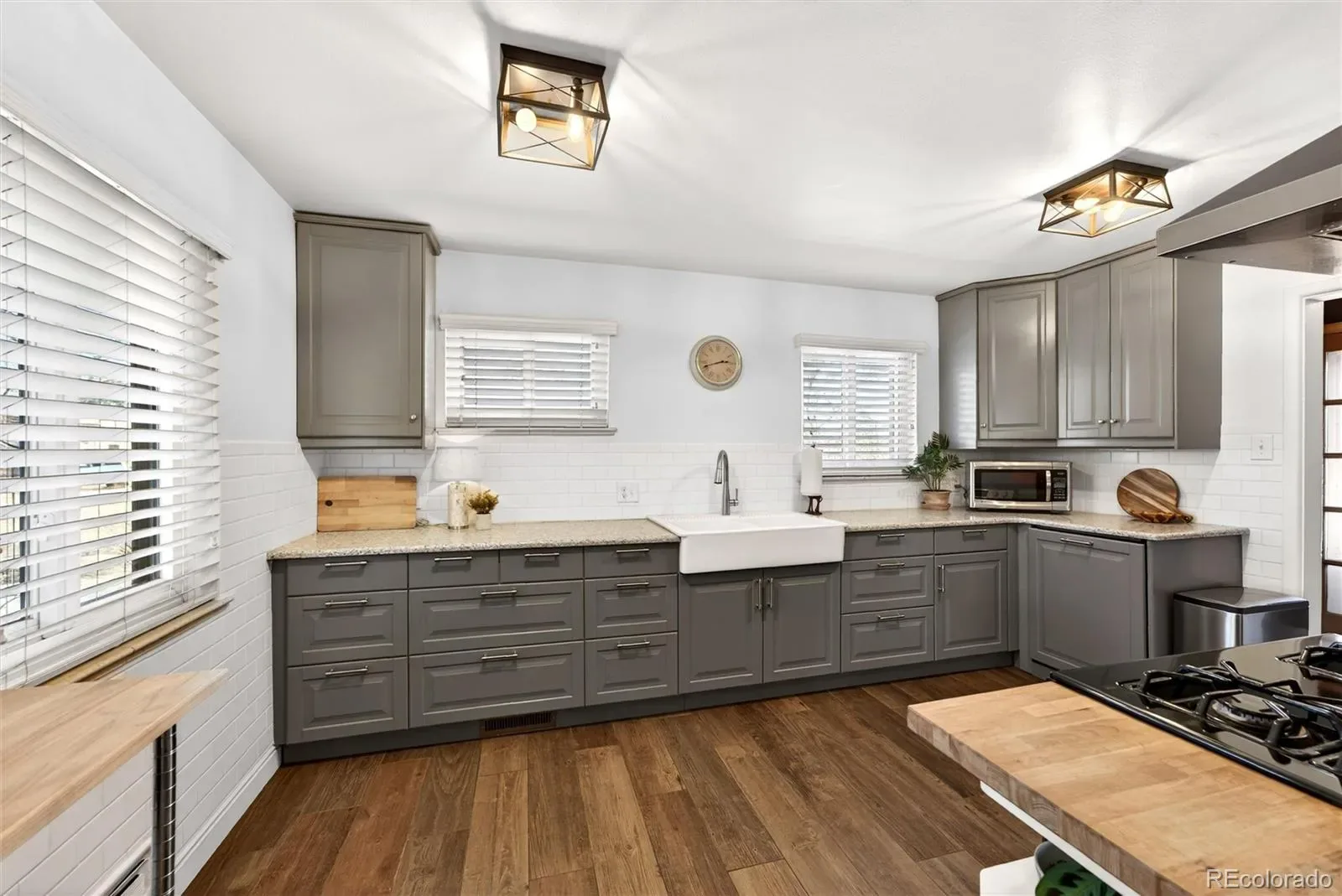 03202026030550 1600 12