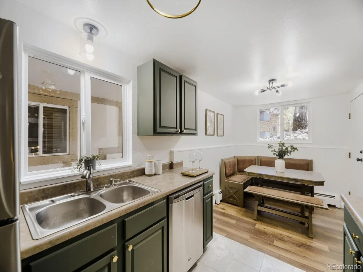 2190 S Holly Street #105 Denver CO 80222 MLS #REC7175623 06132026172527 1200 2