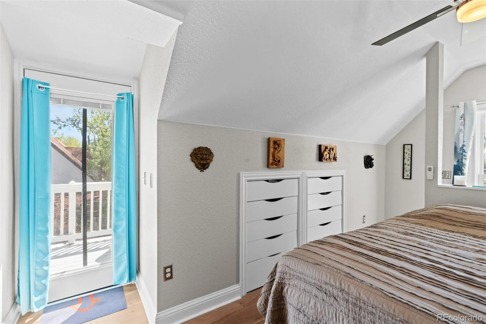 04162026204316 1600 23