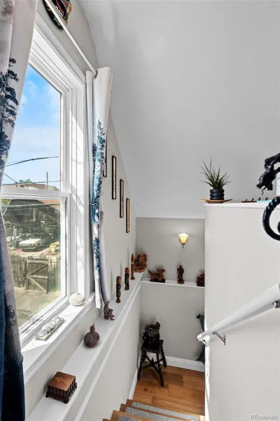 04162026204316 800 19