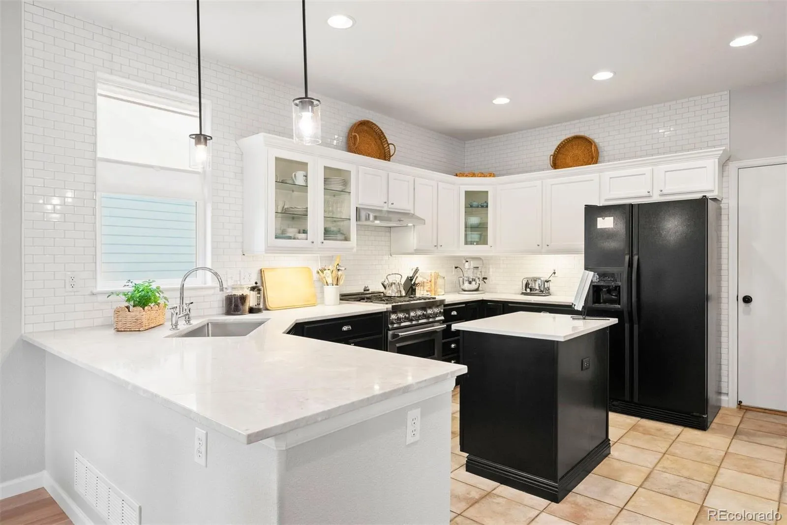18080 E Orchard Place Aurora CO 80016 MLS #REC7179367 04162026224709 1600 12