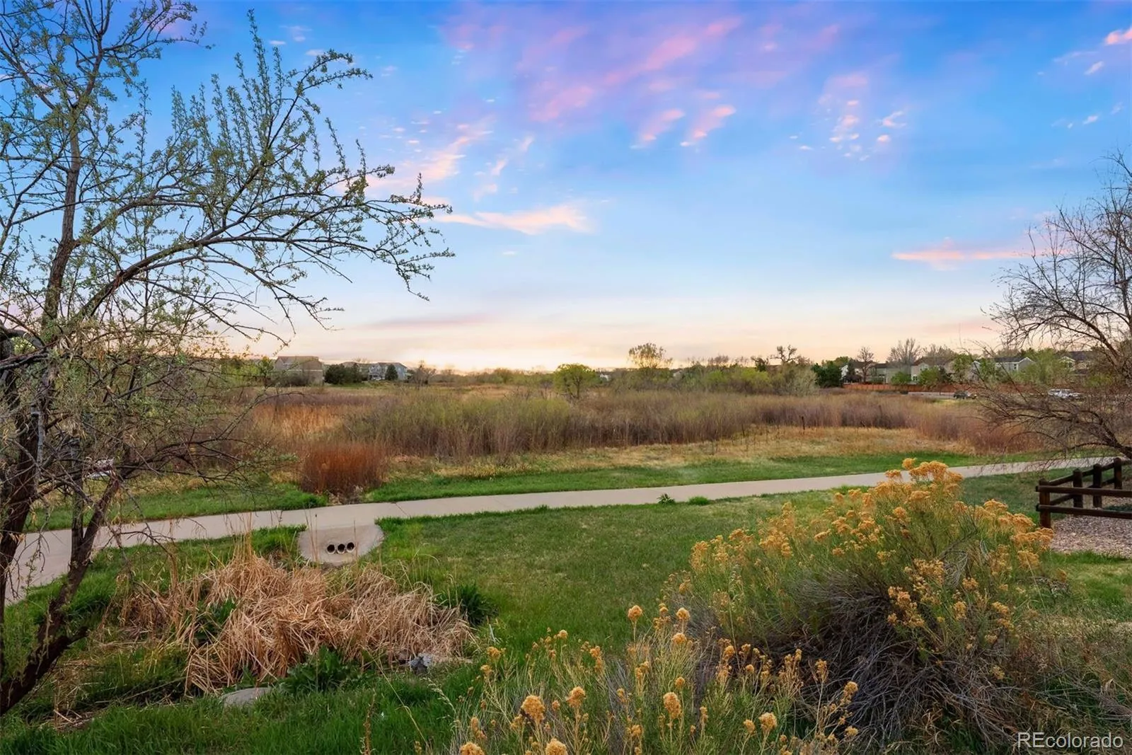 18080 E Orchard Place Aurora CO 80016 MLS #REC7179367 04162026224709 1600 44