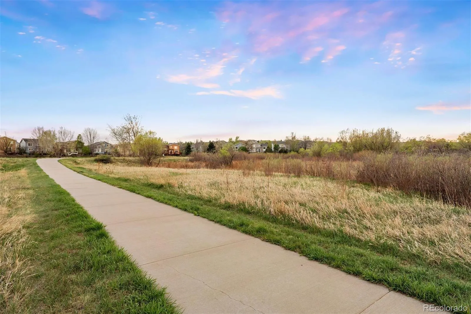 18080 E Orchard Place Aurora CO 80016 MLS #REC7179367 04162026224709 1600 45
