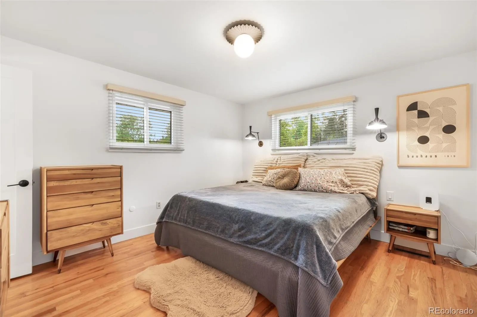 04172026201049 1600 14