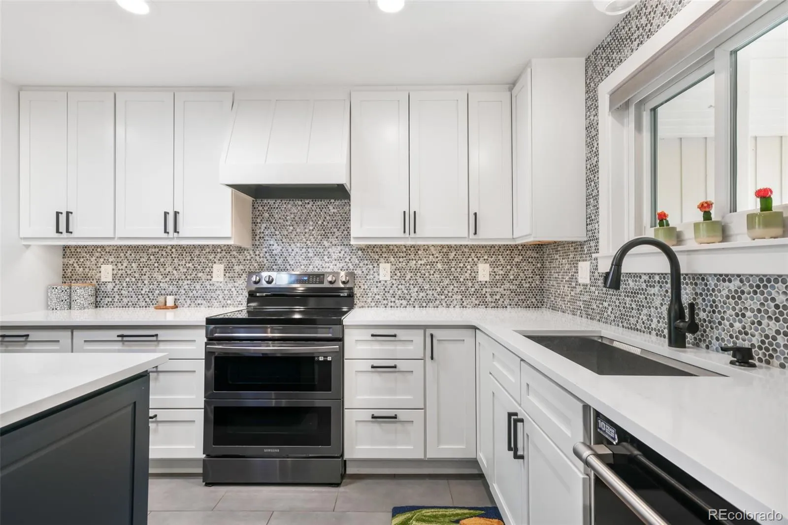 04172026201049 1600 6