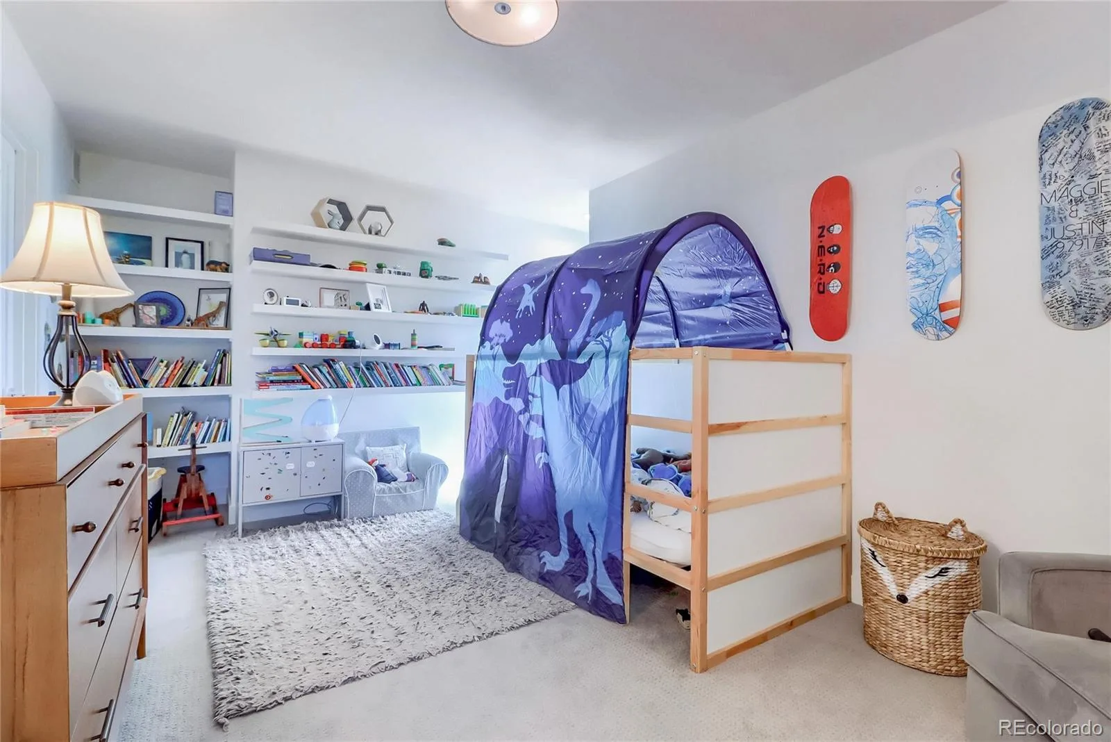 10162026233756 1600 22