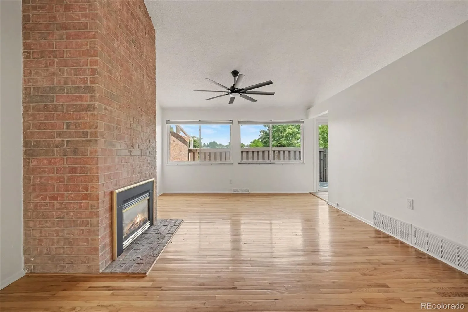 3395 S Pontiac Street Denver CO 80224 | MLS #REC7181796 08192026181543 1600 9