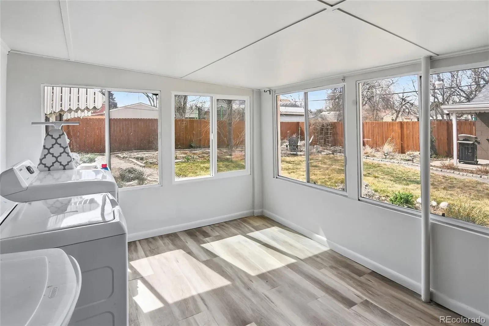 923 Geneva Street Aurora CO 80010 MLS #REC7182408 03242026174939 1600 24