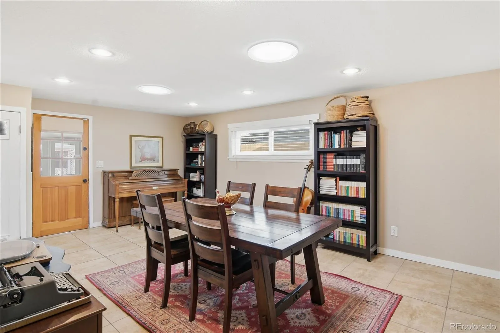 923 Geneva Street Aurora CO 80010 MLS #REC7182408 03242026174939 1600 5