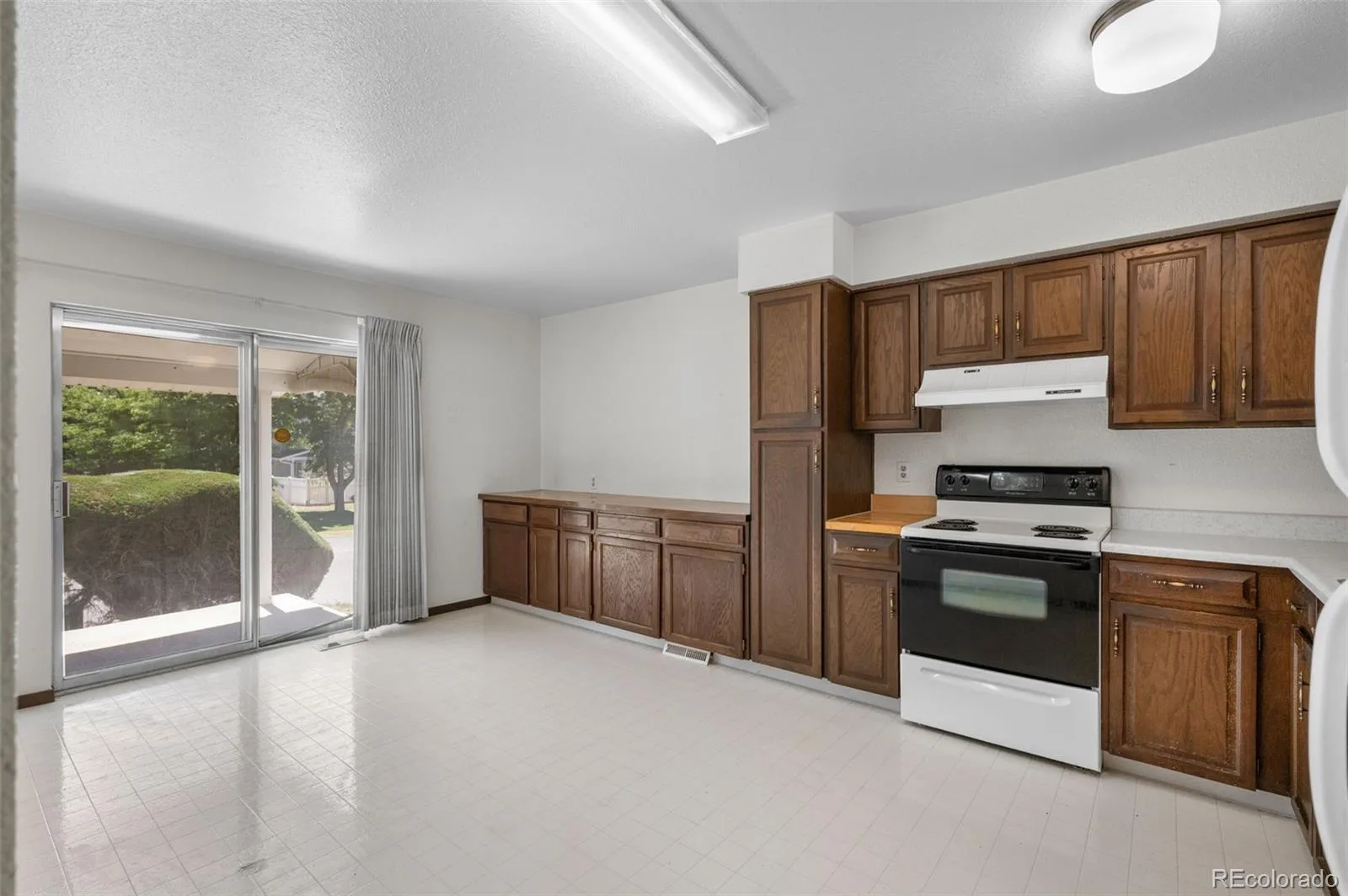 2724 S Xanadu Way Aurora CO 80014 | MLS #REC7182629 08312026162136 1600 7