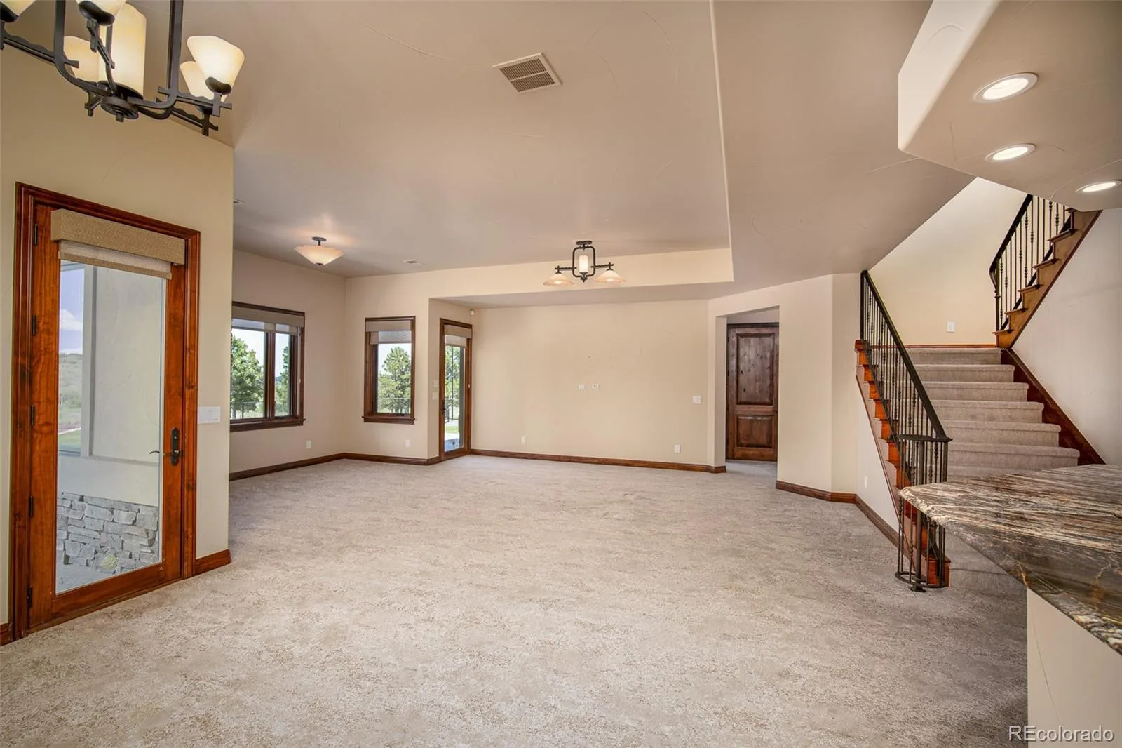 9677 Sara Gulch Circle Parker CO 80138 | MLS #REC7184482 06252026013023 1600 29
