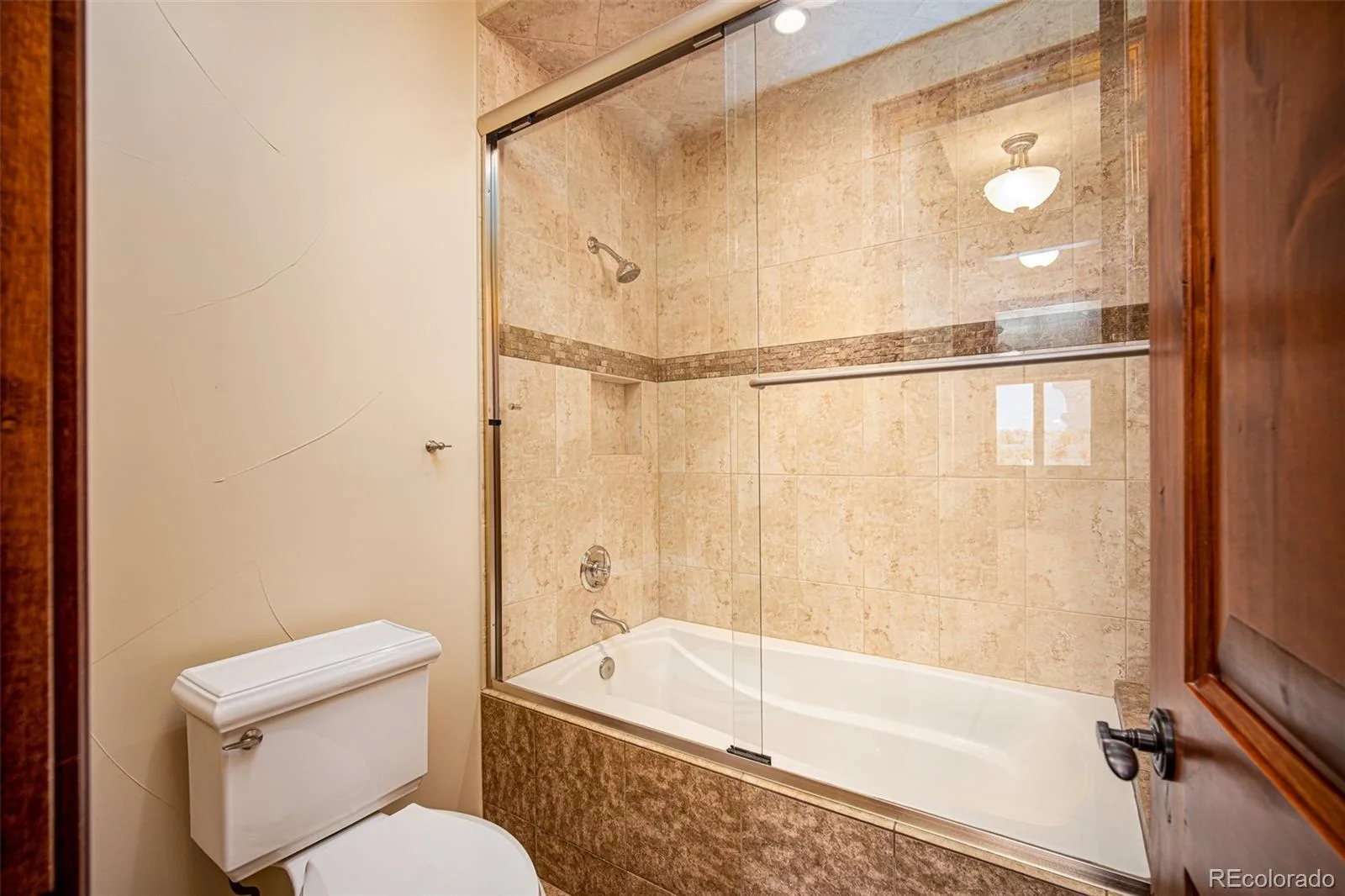 9677 Sara Gulch Circle Parker CO 80138 | MLS #REC7184482 06252026013023 1600 43