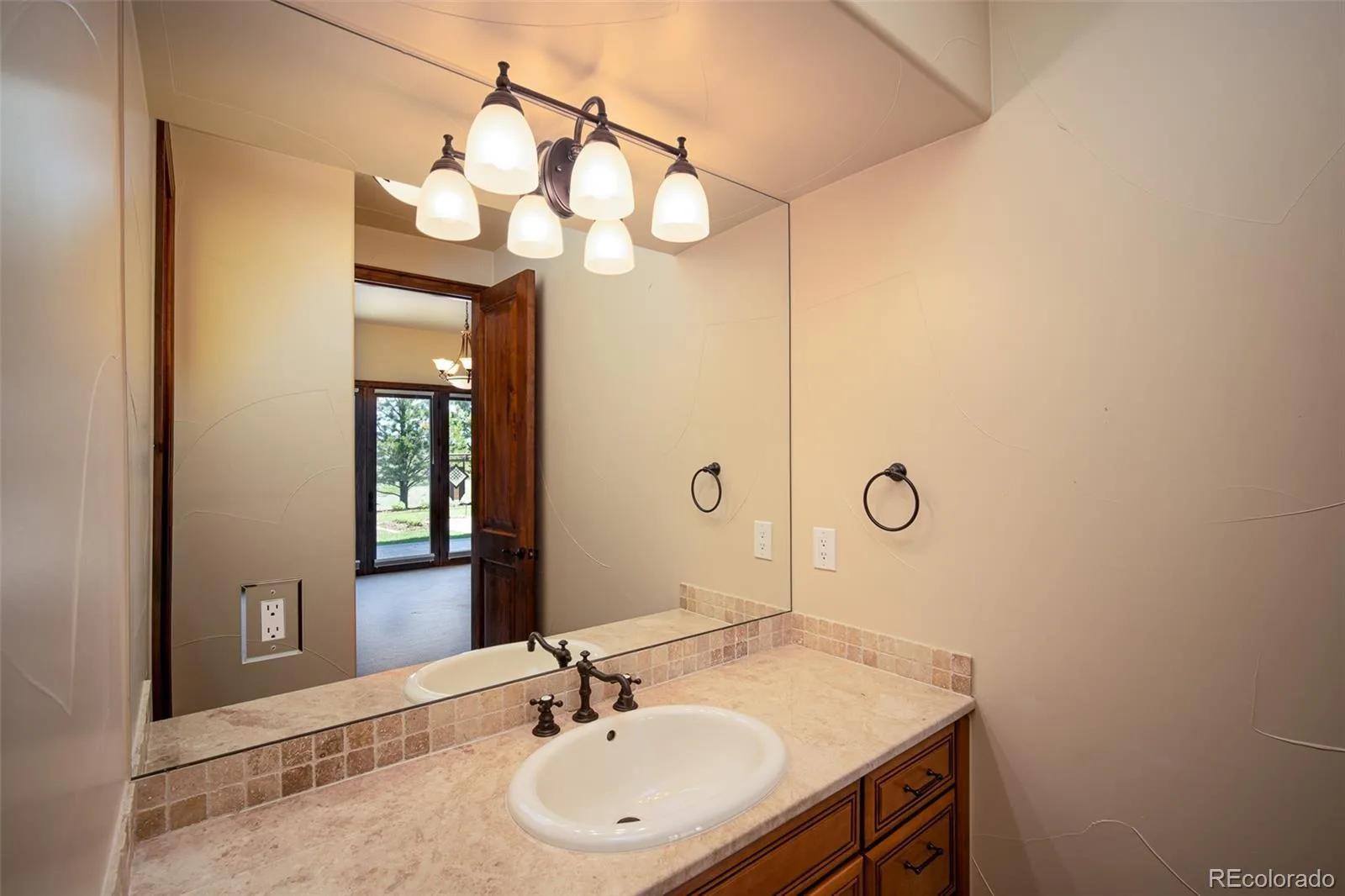 9677 Sara Gulch Circle Parker CO 80138 | MLS #REC7184482 06252026013023 1600 48