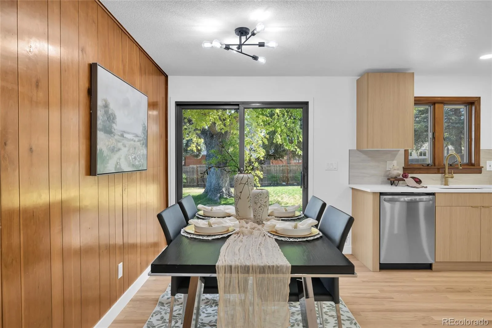 6604 S Lee Court Centennial CO 80121 | MLS #REC7185333 09232026004834 1600 16