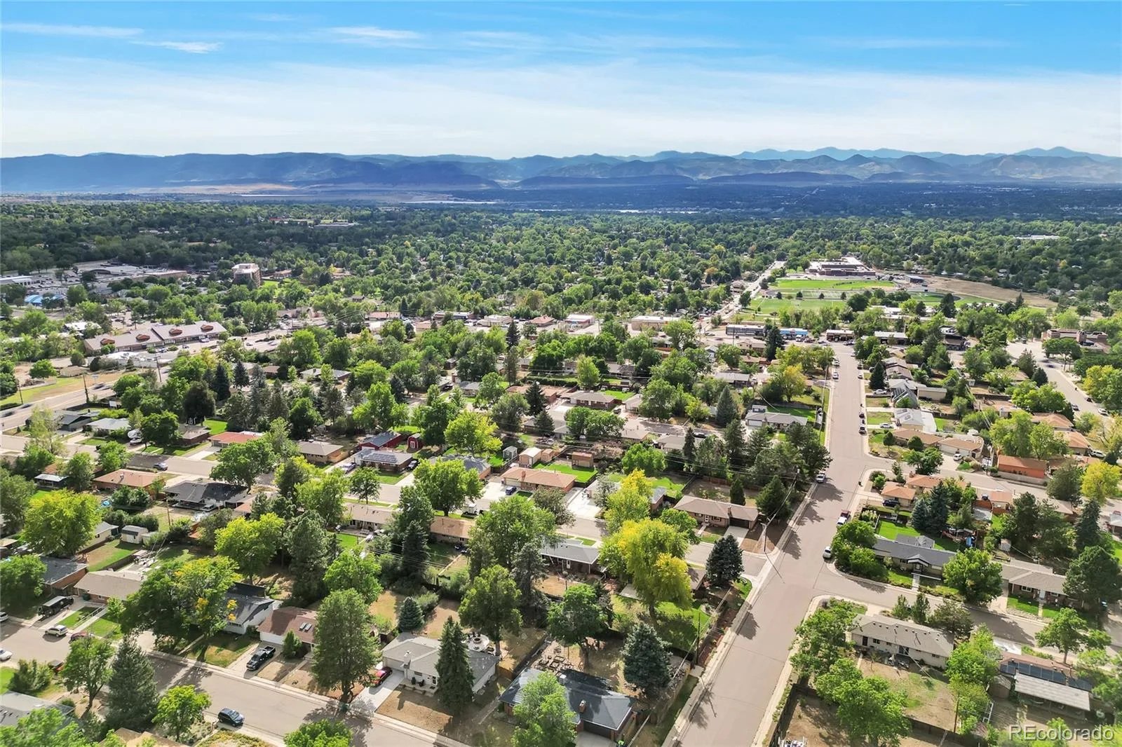 6604 S Lee Court Centennial CO 80121 | MLS #REC7185333 09232026004834 1600 45