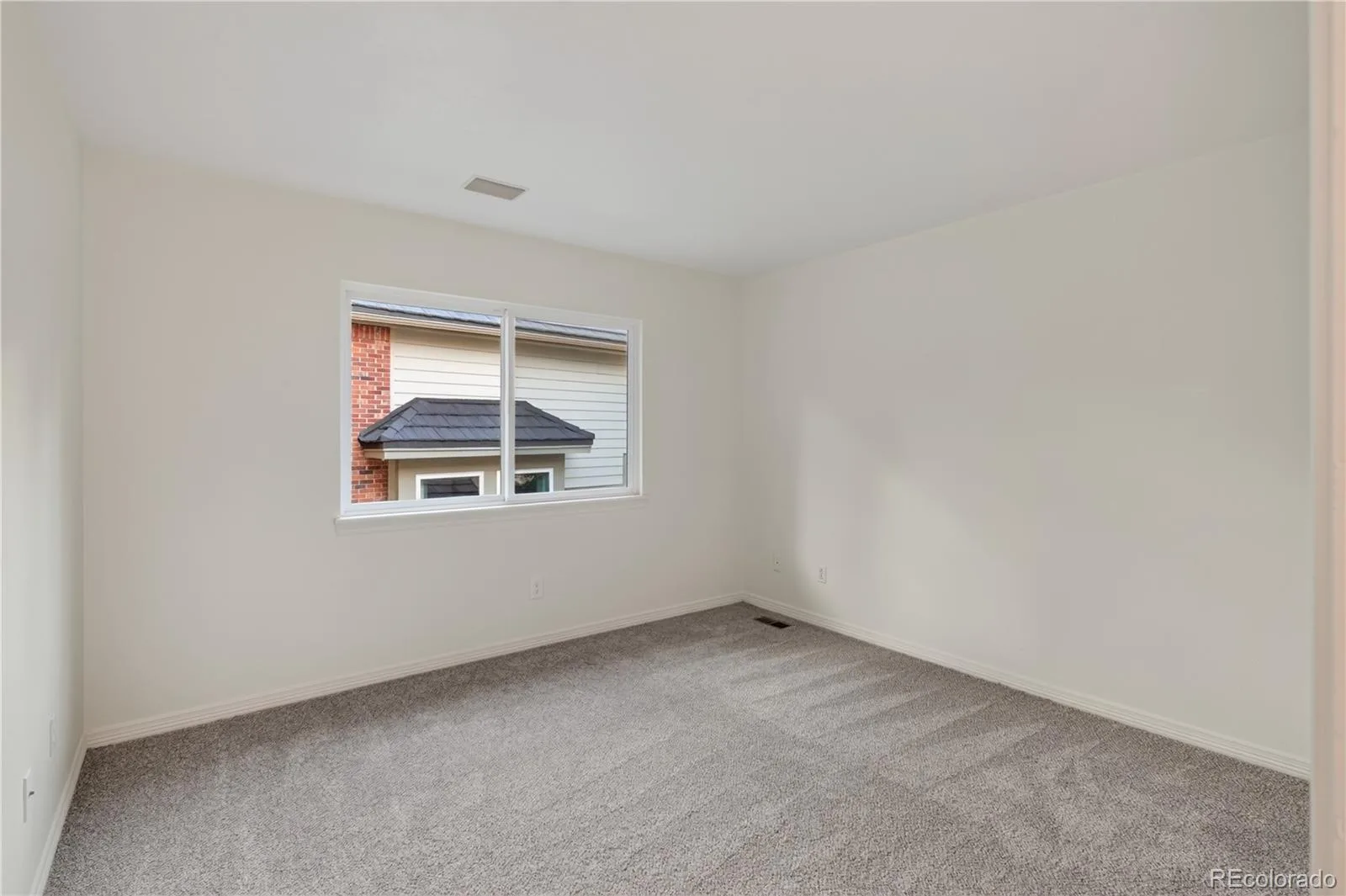 6357 S Jamaica Court Greenwood Village CO 80111 | MLS #REC7185355 08132026135559 1600 25