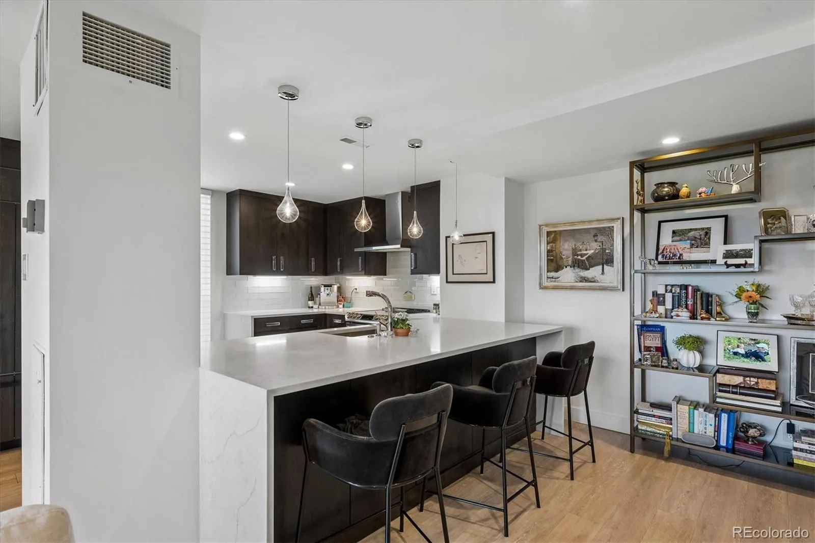 460 S Marion Parkway #1053 #B Denver CO 80209 MLS #REC7185703 07252026205655 1600 11