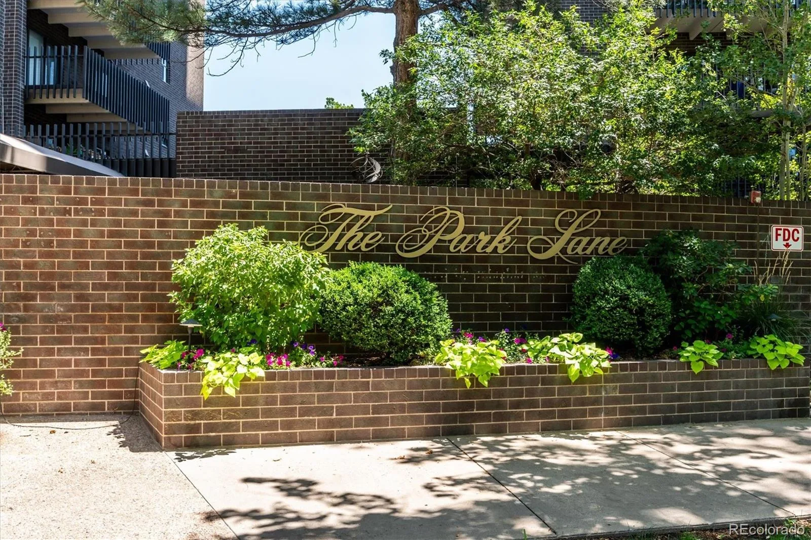 460 S Marion Parkway #1053 #B Denver CO 80209 MLS #REC7185703 07252026205655 1600 29